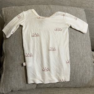 Childhoods Clothing girls ballet tee 12-18 sunrise print.  SUPER SOFT VGUC